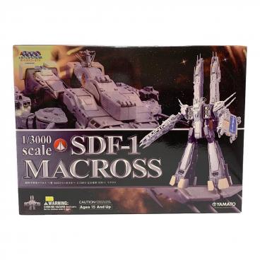 YAMATO (ヤマト) 超時空要塞マクロス 1/60 完全変形 VF-1S ストライク