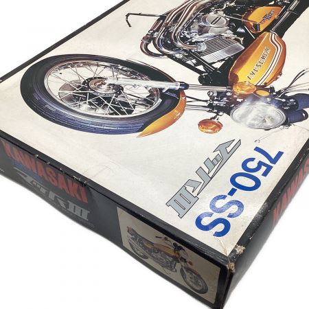 ナガノ プラモデル オートバイ ※箱ダメージ有 KAWASAKI 1/8 スケール