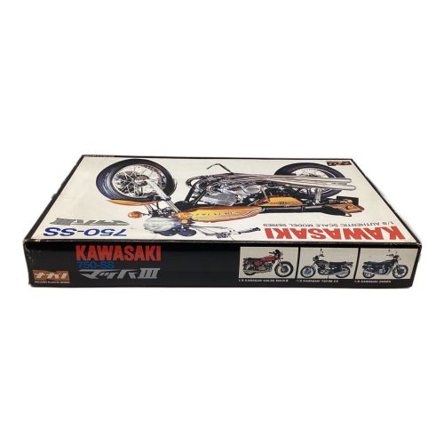 ナガノ プラモデル オートバイ ※箱ダメージ有 KAWASAKI 1/8 スケール
