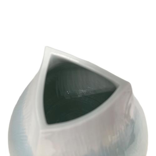 奥川俊右衛門 (オクガワシュンエモン) 花瓶 富士山 白磁｜トレファクONLINE