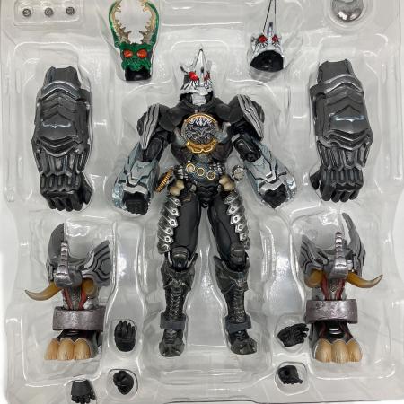 BANDAI (バンダイ) 仮面ライダーオーズ サゴーゾ コンボ フィギュア