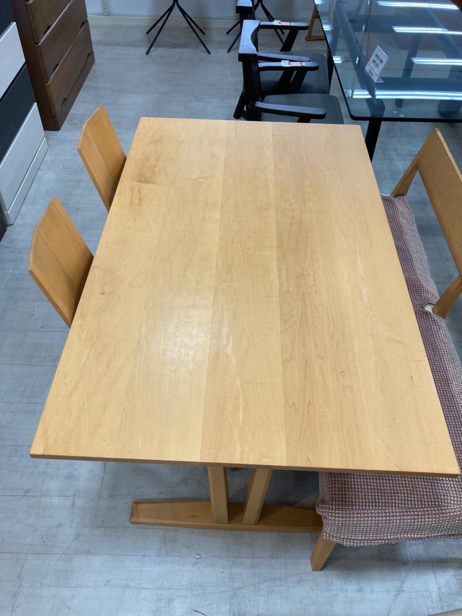 karimoku (カリモク) ダイニング4点セット 61 テーブル/DT84 チェア