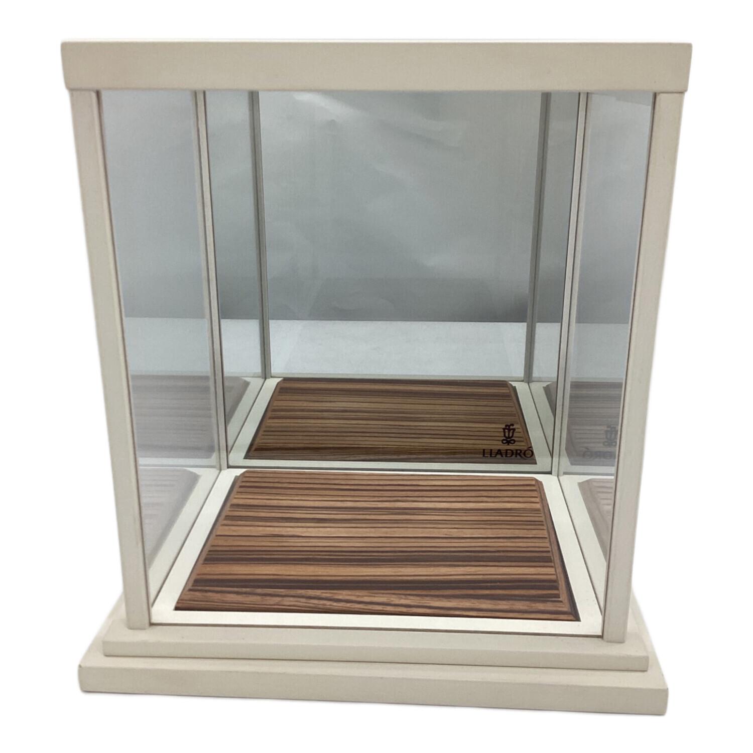 LLADRO (リヤドロ) ガラスケース アイボリー×ブラウン｜トレファクONLINE