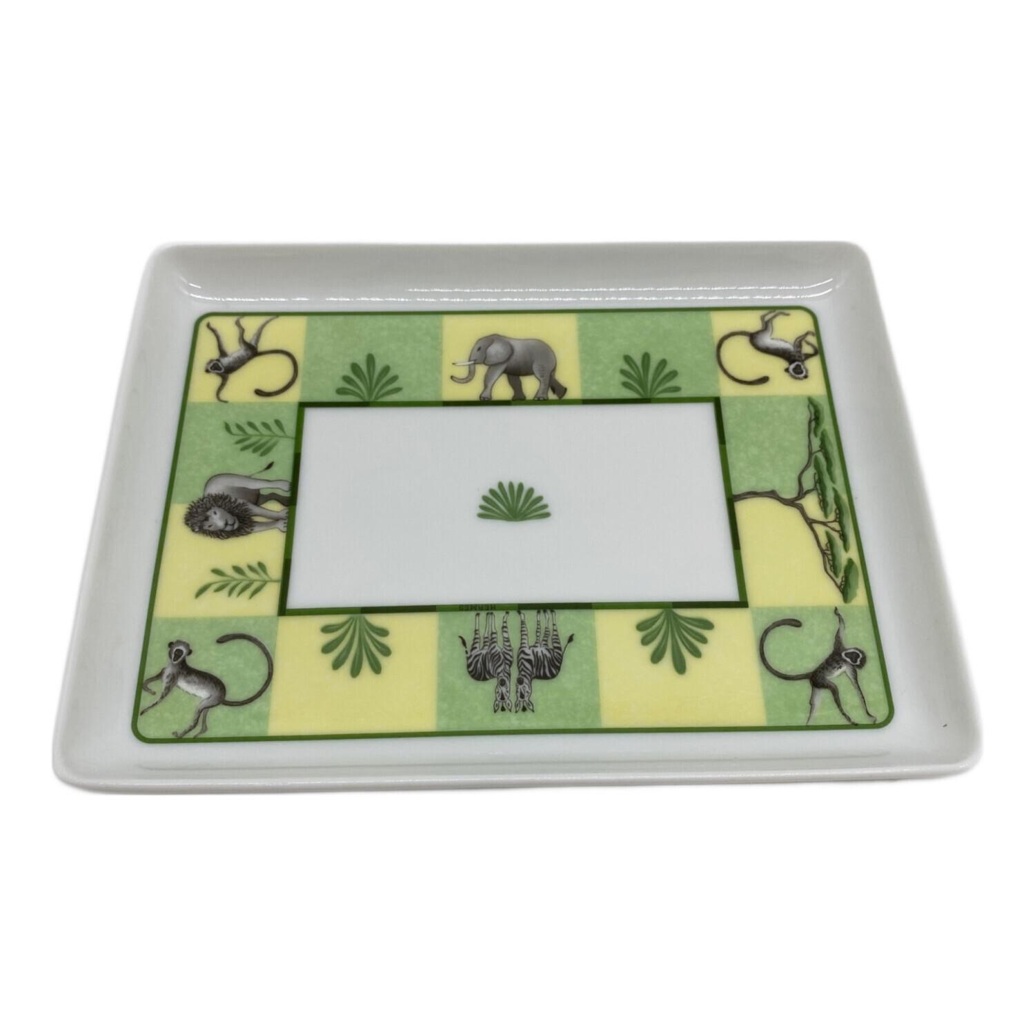 HERMES (エルメス) スクエアプレート グリーン アフリカ｜トレファクONLINE