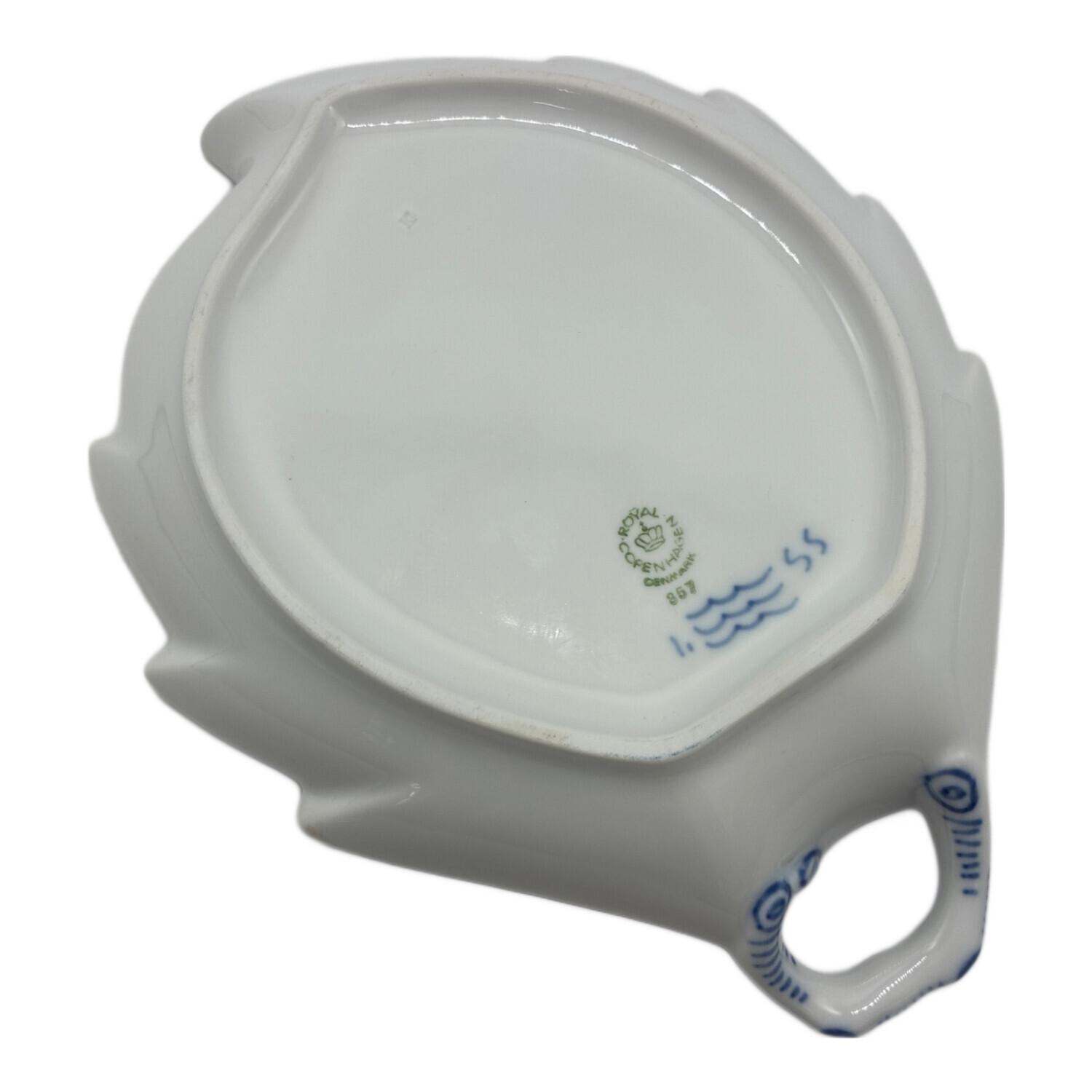 ROYAL COPENHAGEN (ロイヤル・コペンハーゲン) リーフディッシュ