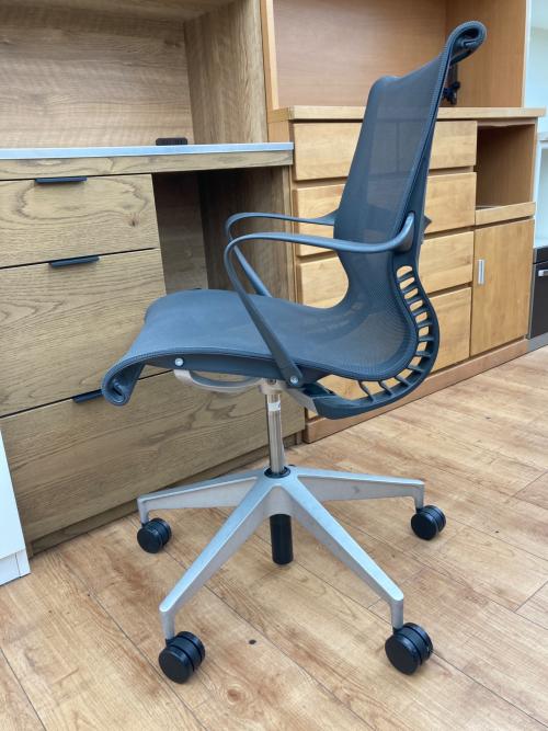 Herman Miller (ハーマンミラー) セトゥーチェア JOIFA339 グレー