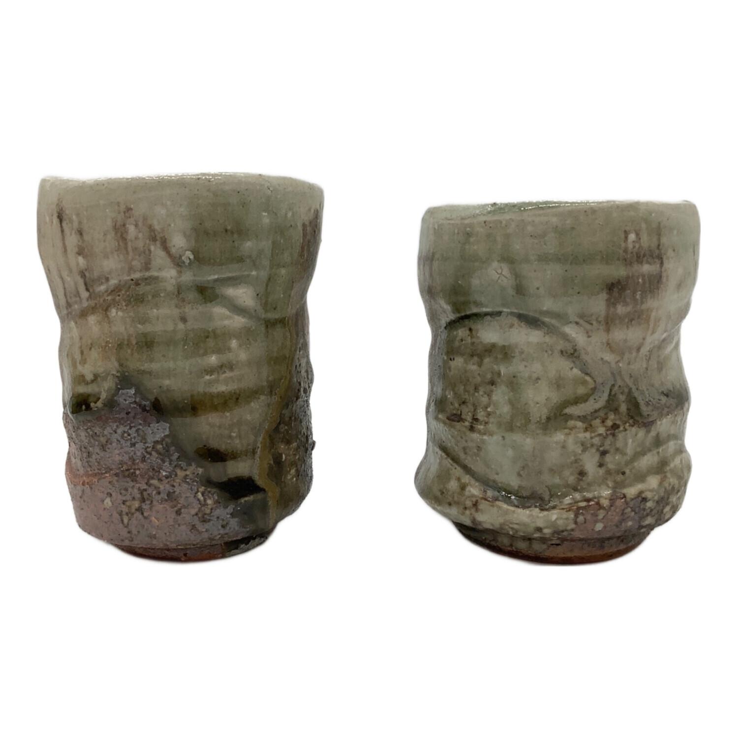 伊賀焼 (イガヤキ) ビードロ釉夫婦湯呑 新歓嗣作 共箱・陶歴付