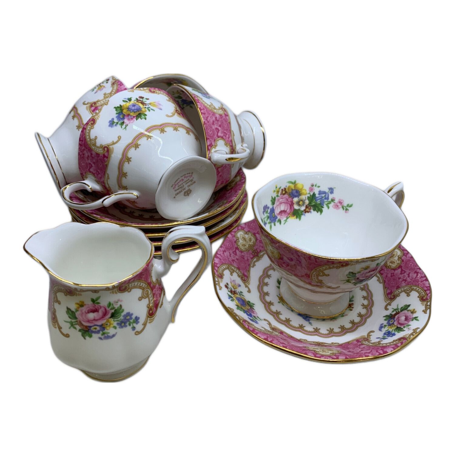 ROYAL ALBERT (ロイヤルアルバート) カップ&ソーサー5客＋クリーマー