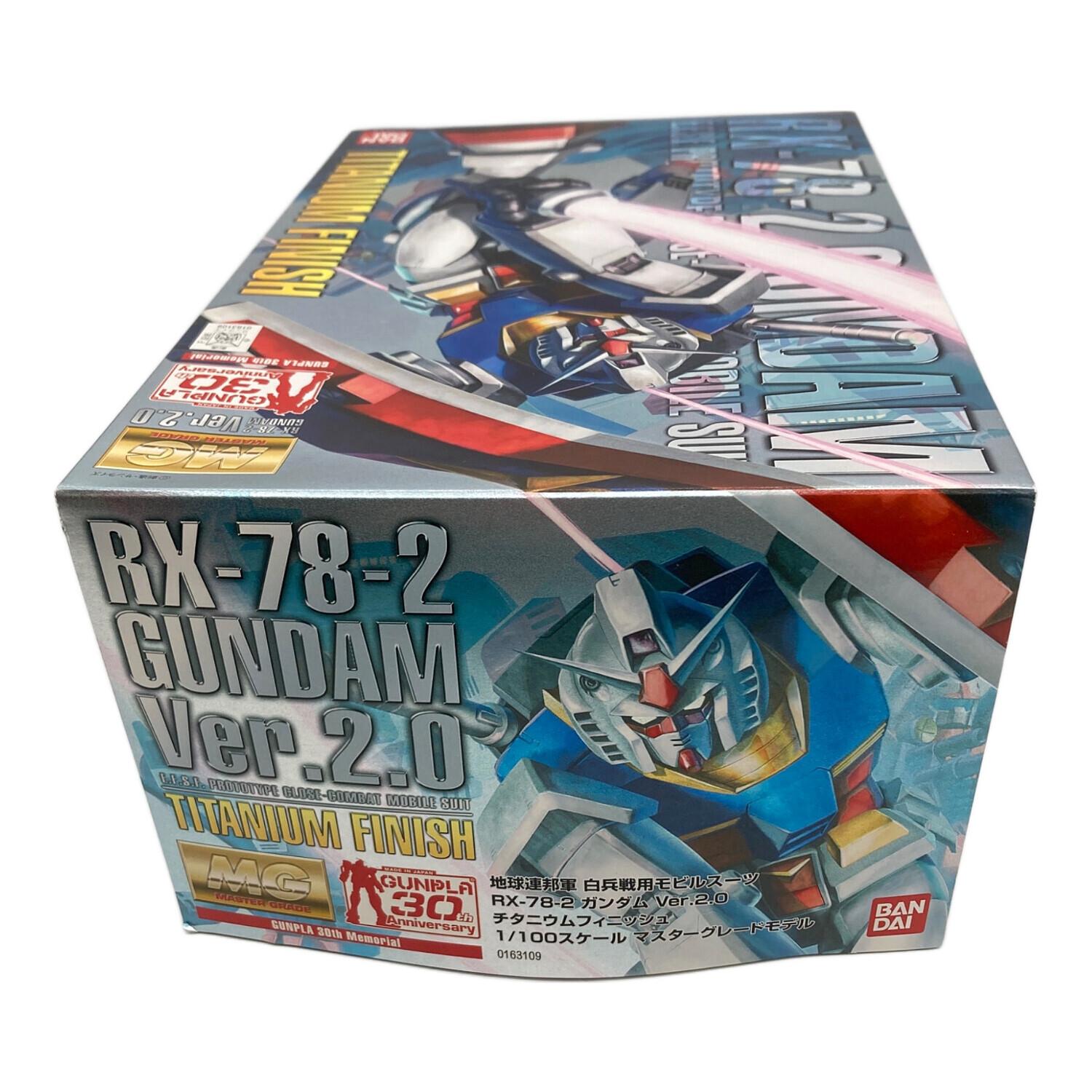 BANDAI (バンダイ) ガンプラ MG RX-78-2 ガンダムver2.0チタニウム