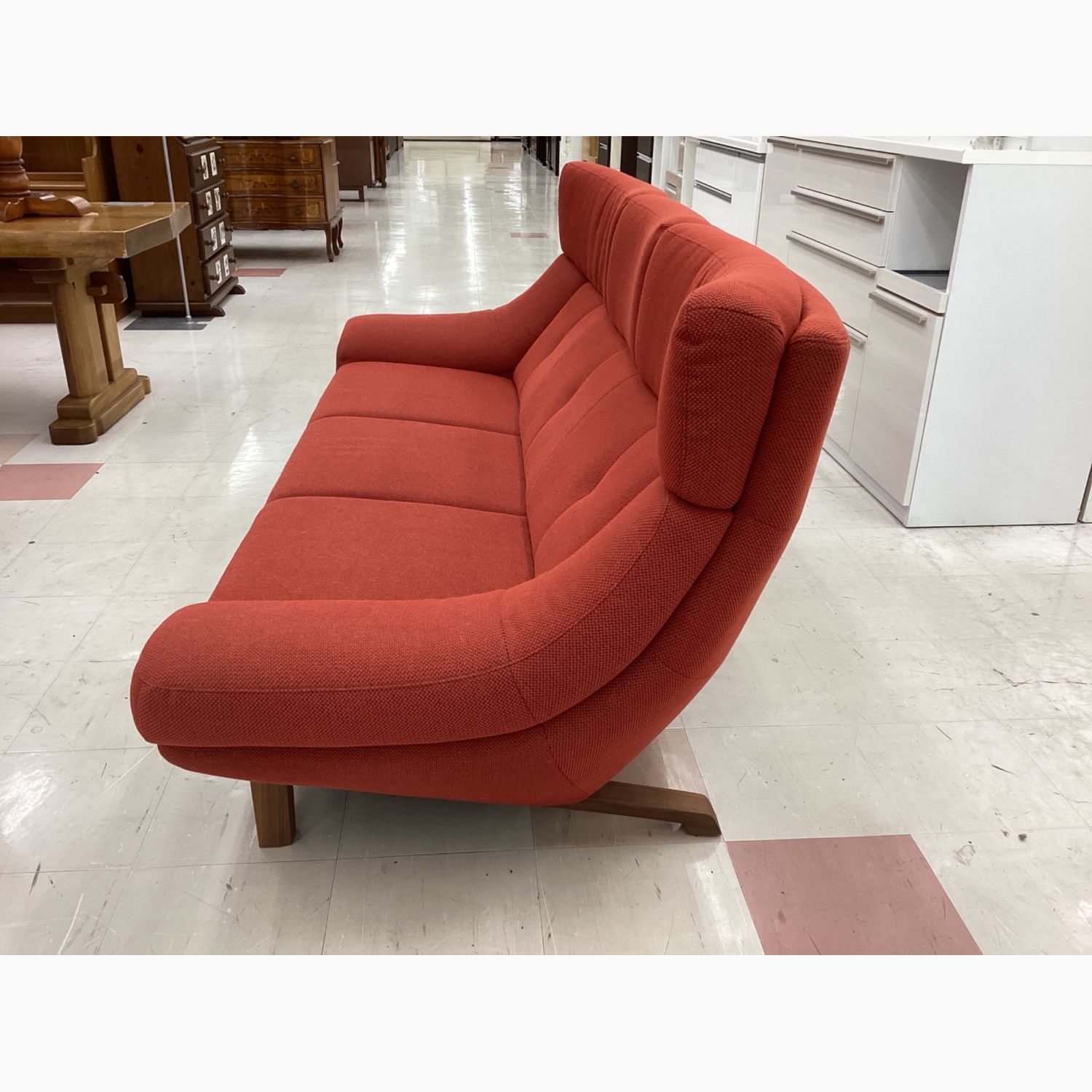 karimoku (カリモク) 3人掛けソファー レッド UU46531190 ファブリック