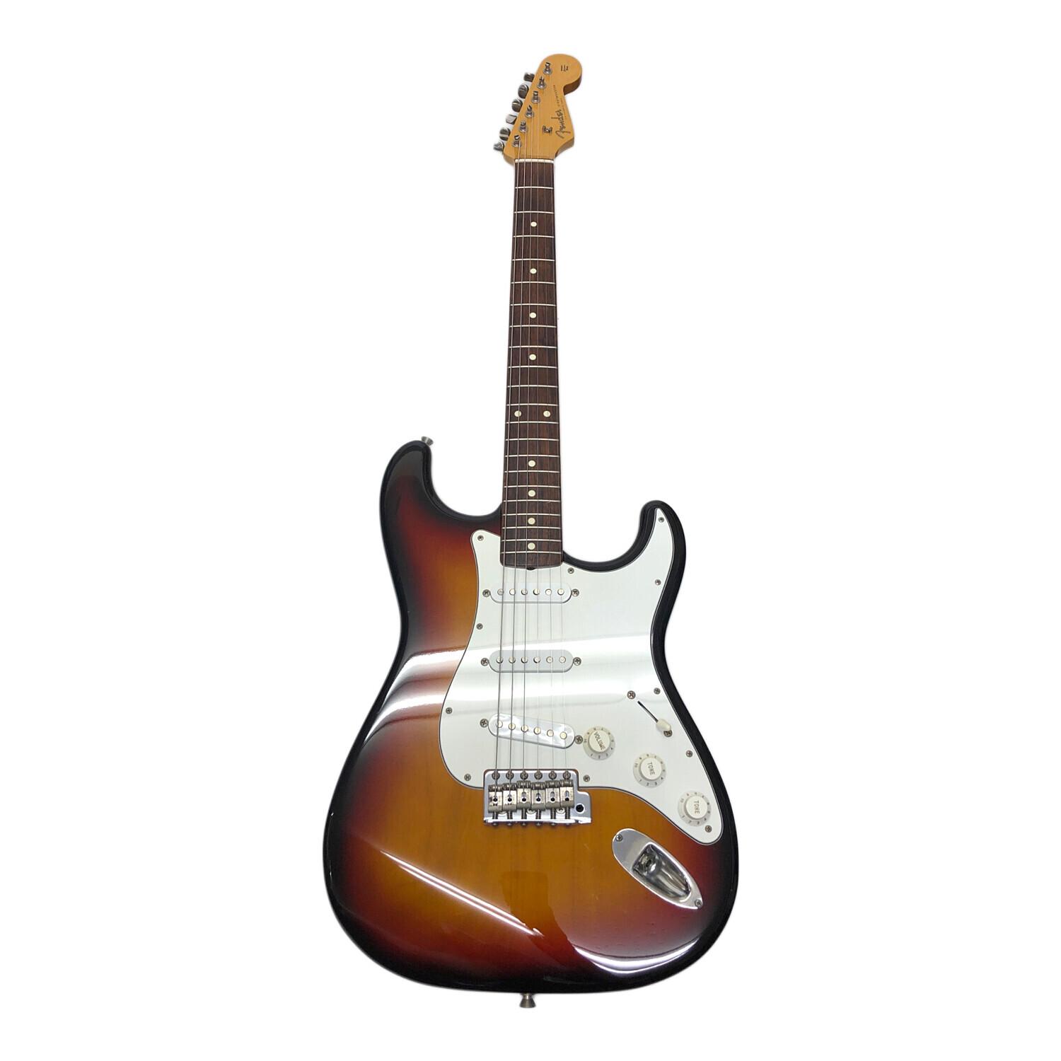 FENDER JAPAN (フェンダージャパン)ST62 ストラトキャスター ※ トラス