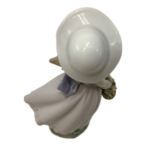 LLADRO (リヤドロ) フィギュリン ユートピア 花の小径｜トレファクONLINE