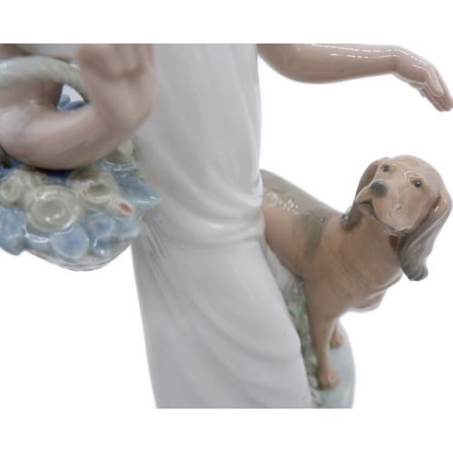 LLADRO (リヤドロ) フィギュリン 少女と犬｜トレファクONLINE