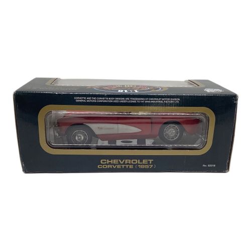 ROAD TOUGH (ロードタフ) ダイキャストカー 1:18スケール CHEVROLET