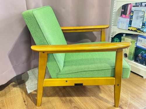 カリモク60 (カリモクロクマル) 1人掛けソファー グリーン W36180GW 布