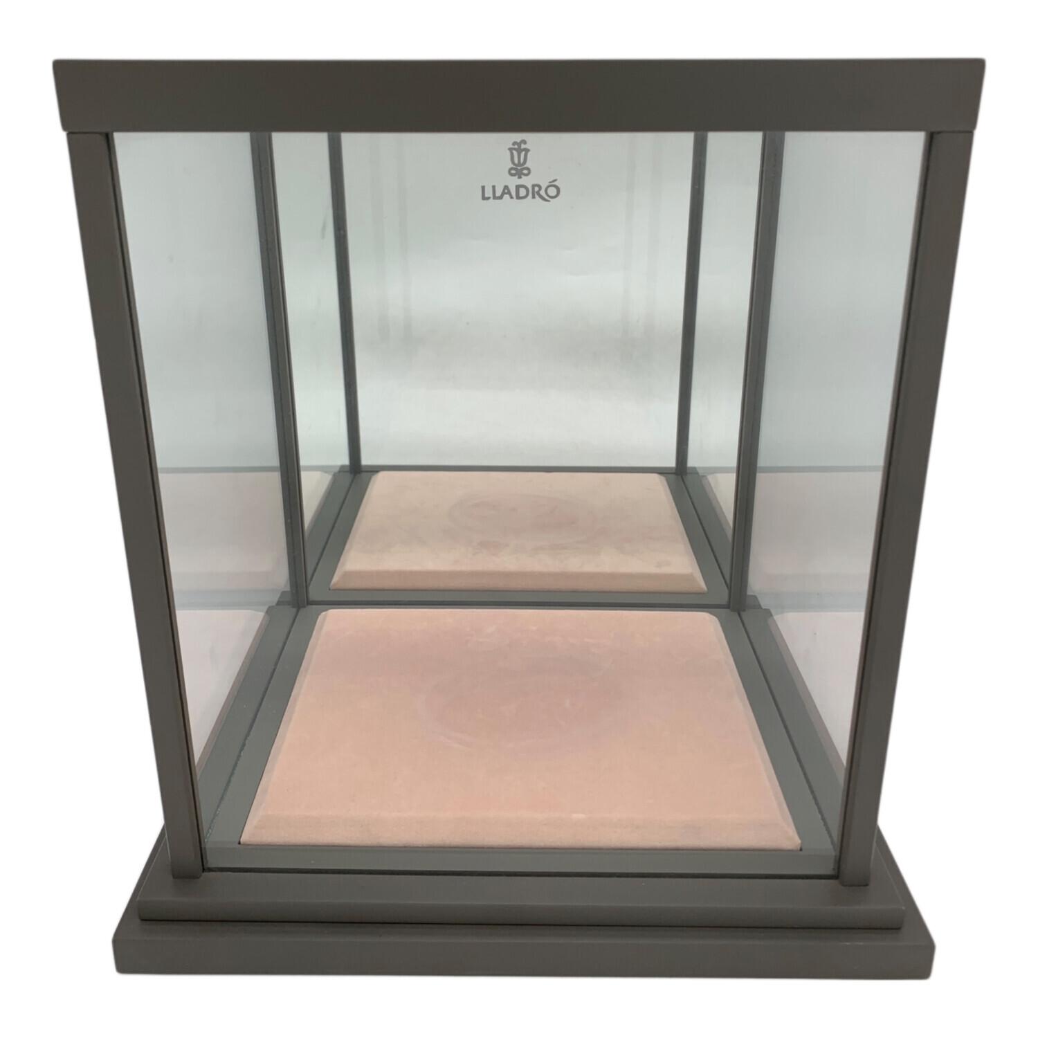 LLADRO (リヤドロ) ガラスショーケース｜トレファクONLINE