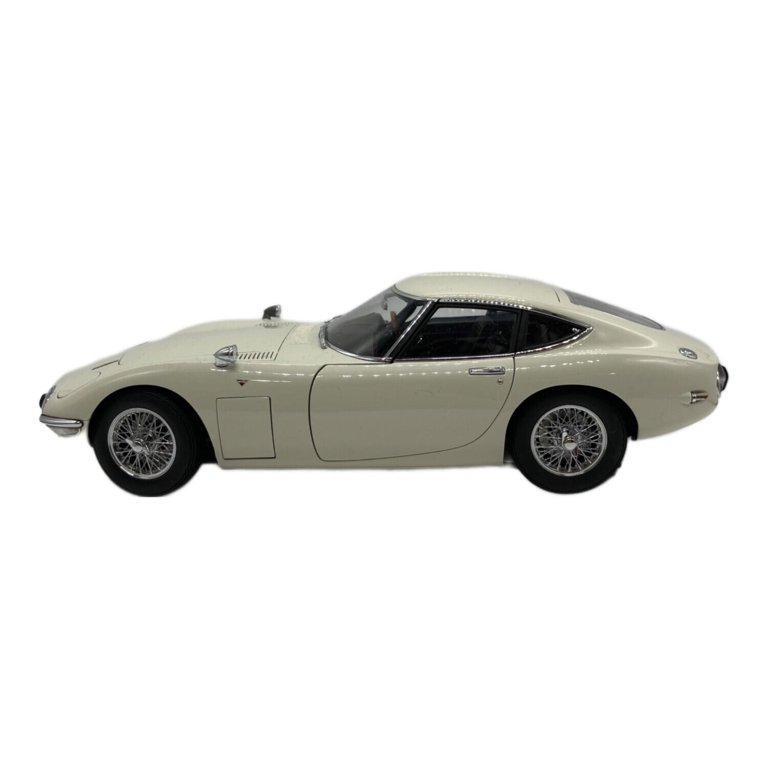 AUTOart (オートアート) モデルカー TOYOTA 2000GT WIRE SPOKE WHEELS