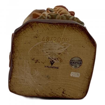 アンティーク小物 ANRI(アンリ) 木彫り人形 48/2000｜トレファクONLINE