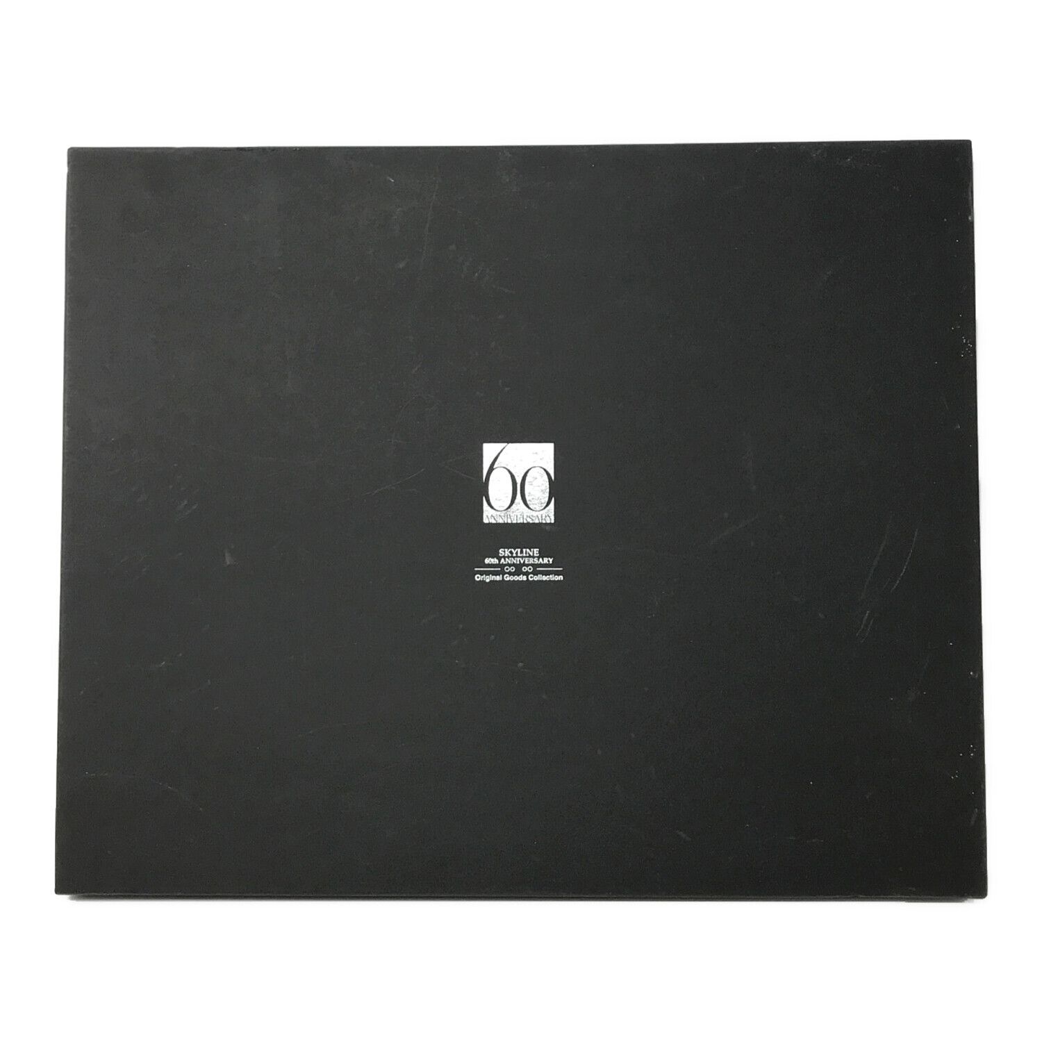 スカイライン60周年記念 歴代スカイライン額装ピンバッジセット