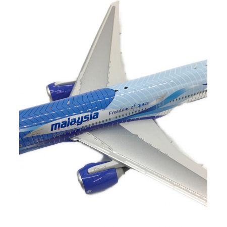 航空機模型 1/400 ボーイング777-200ER マレーシア航空 9M-MRD