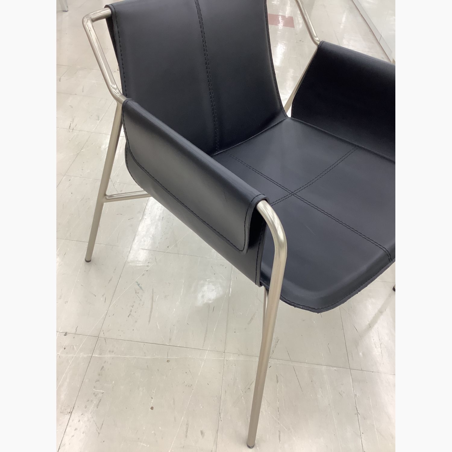 FUJIEI (藤栄) パーソナルチェア ブラック 肘付 合皮 KIDD｜トレファク