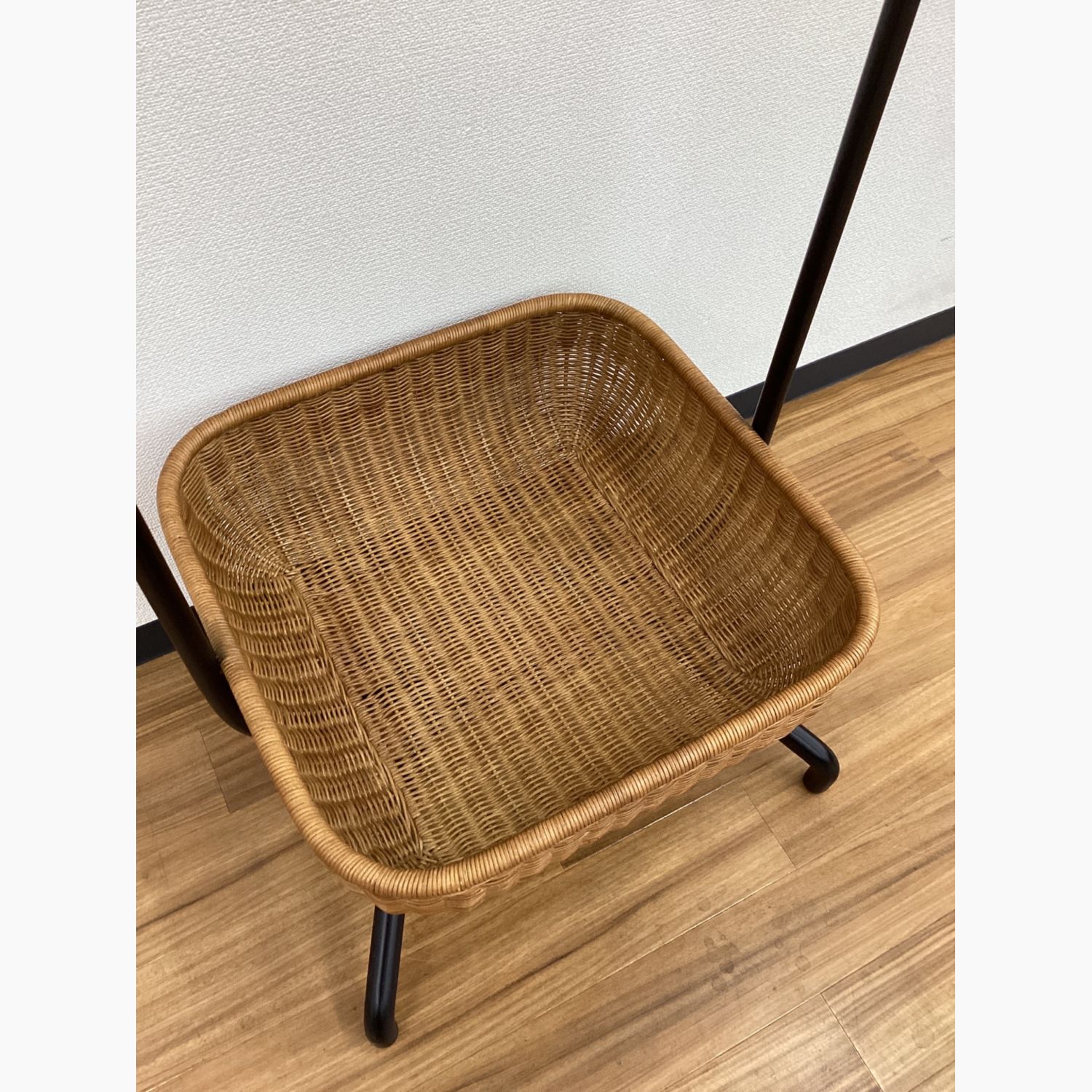 IDEE (イデー) ハンガーラック ブラック×ブラウン ラタン×スチール