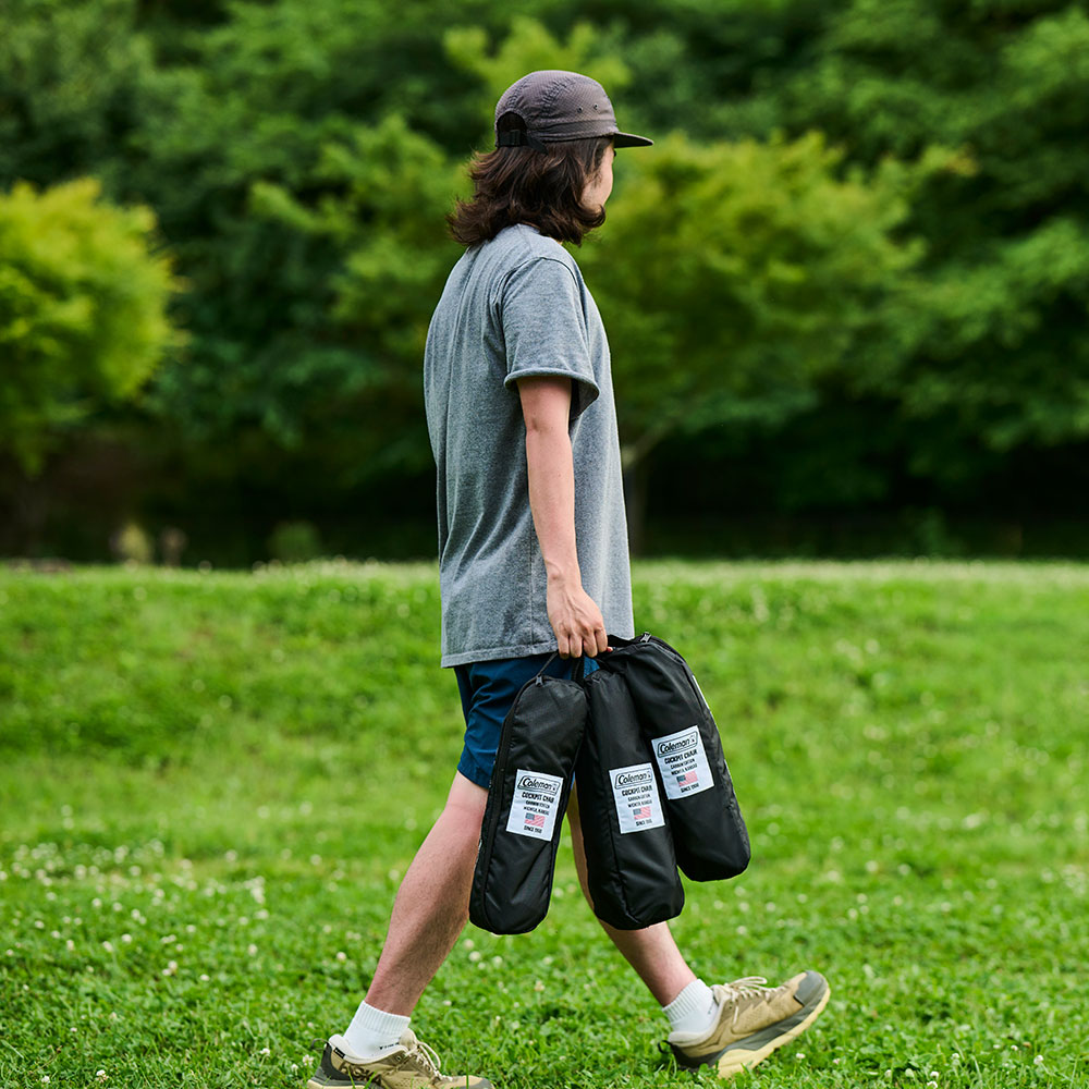 コックピットチェア/カーボンエディション(プラチナムブラック)の通販