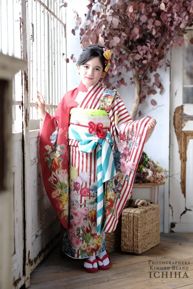 7歳の七五三はアンティーク着物復刻版で圧倒的なおしゃれな1日を