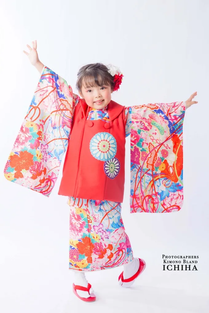 七五三レンタルアンティーク着物 3歳 百花繚乱｜いちは