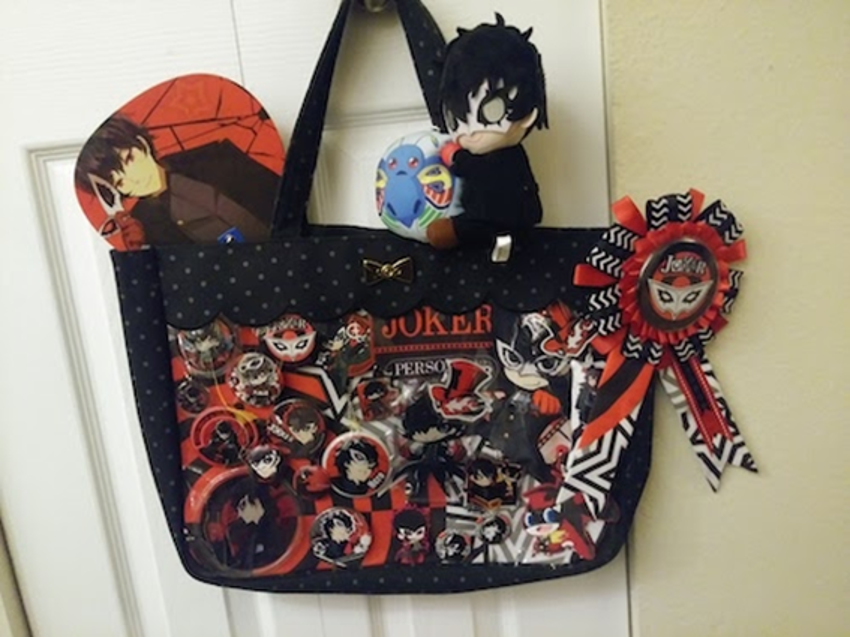 推し活を彩る痛バッグのすすめ」みんなの痛バッグまとめ - eeo Media