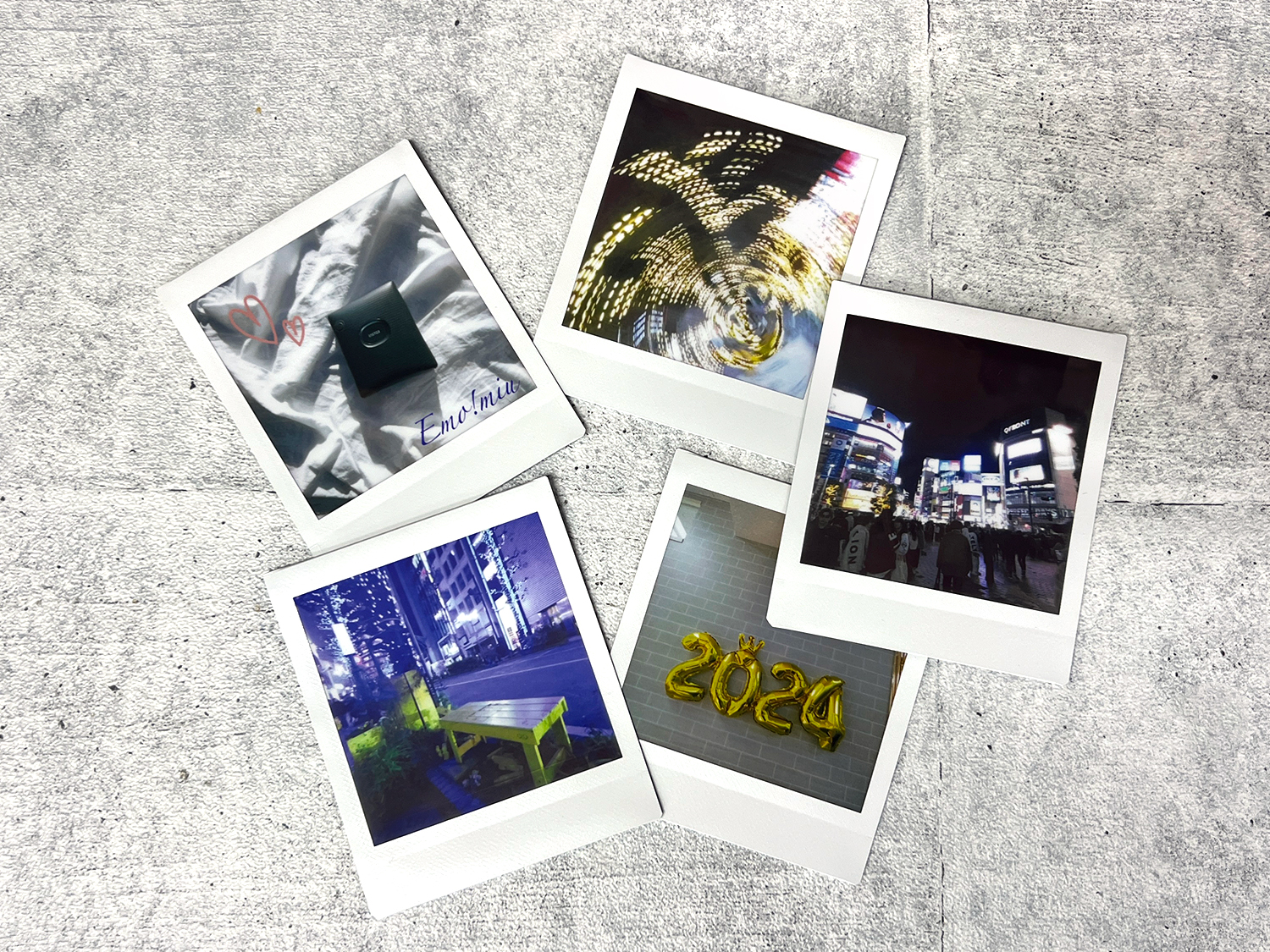 新感覚！手のひらサイズのチェキカメラ「INSTAX Pal(インスタックス