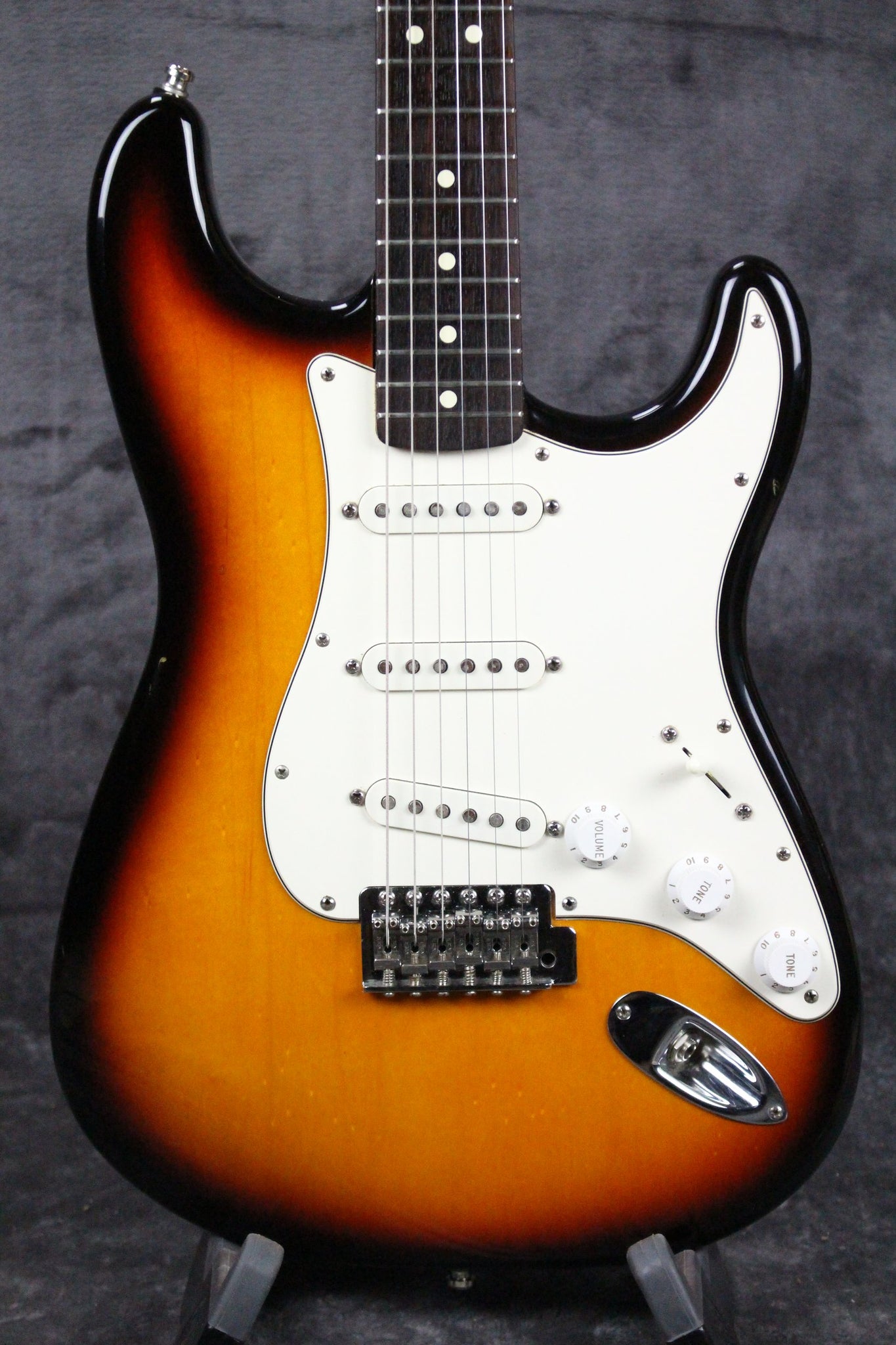 1996 Fender Mexican Standard Stratocaster – Empire Guitars