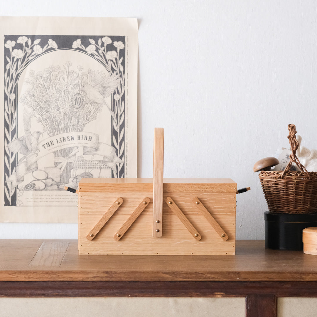 部屋の片隅で暮らしに寄り添う「ソーイングボックス」 – Envelope