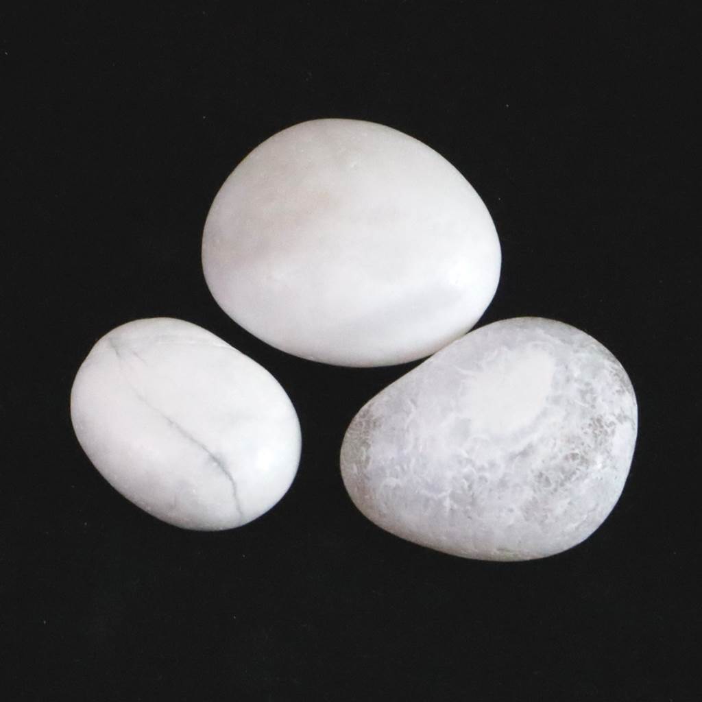 北海道 上ノ国メノウ 瑪瑙 原石 3個セット 21.2g (ID:25359) | 榎本通商