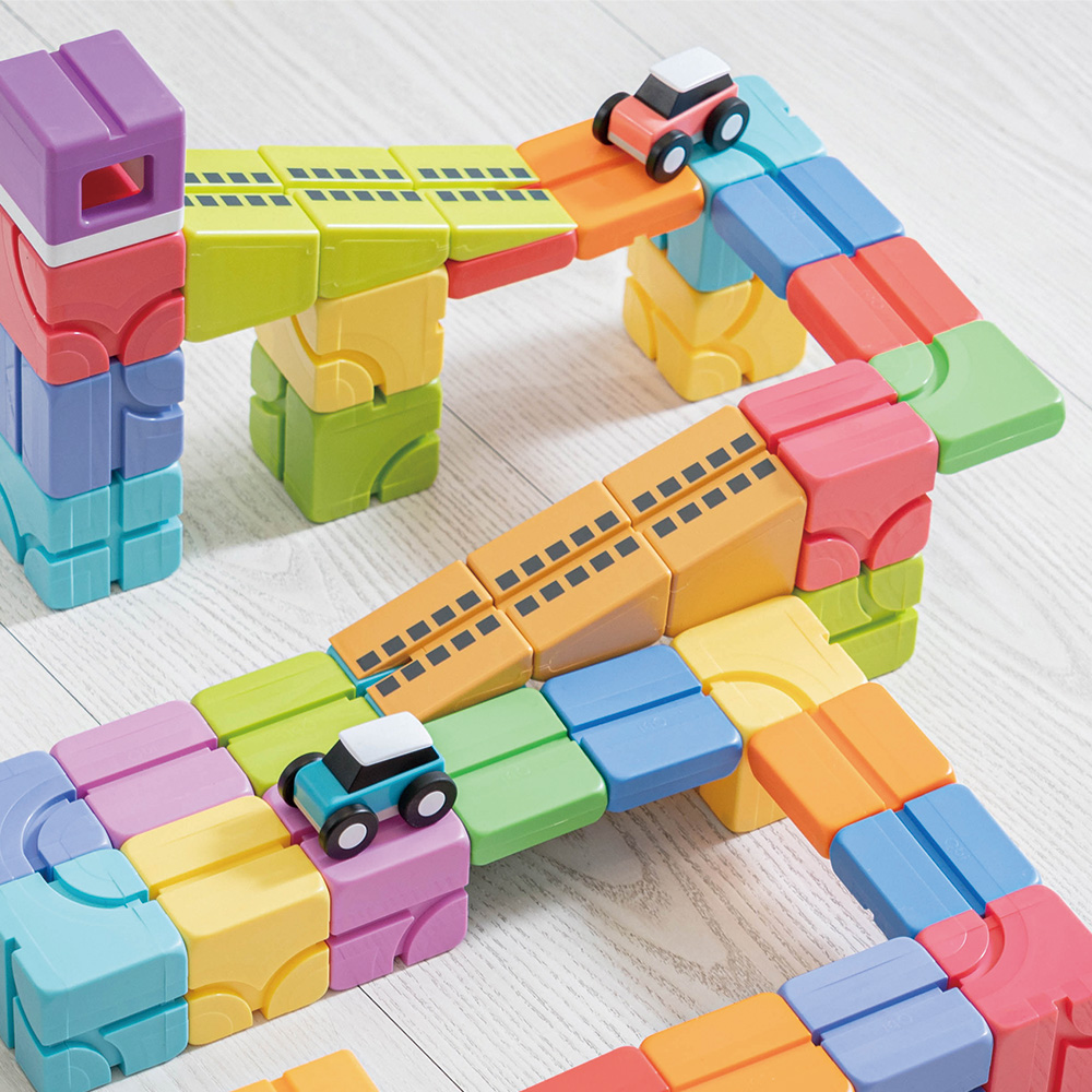 Qbi 軽量ブロック4個セット(イエロー) | ENGAGING TOYS 世界の知育玩具