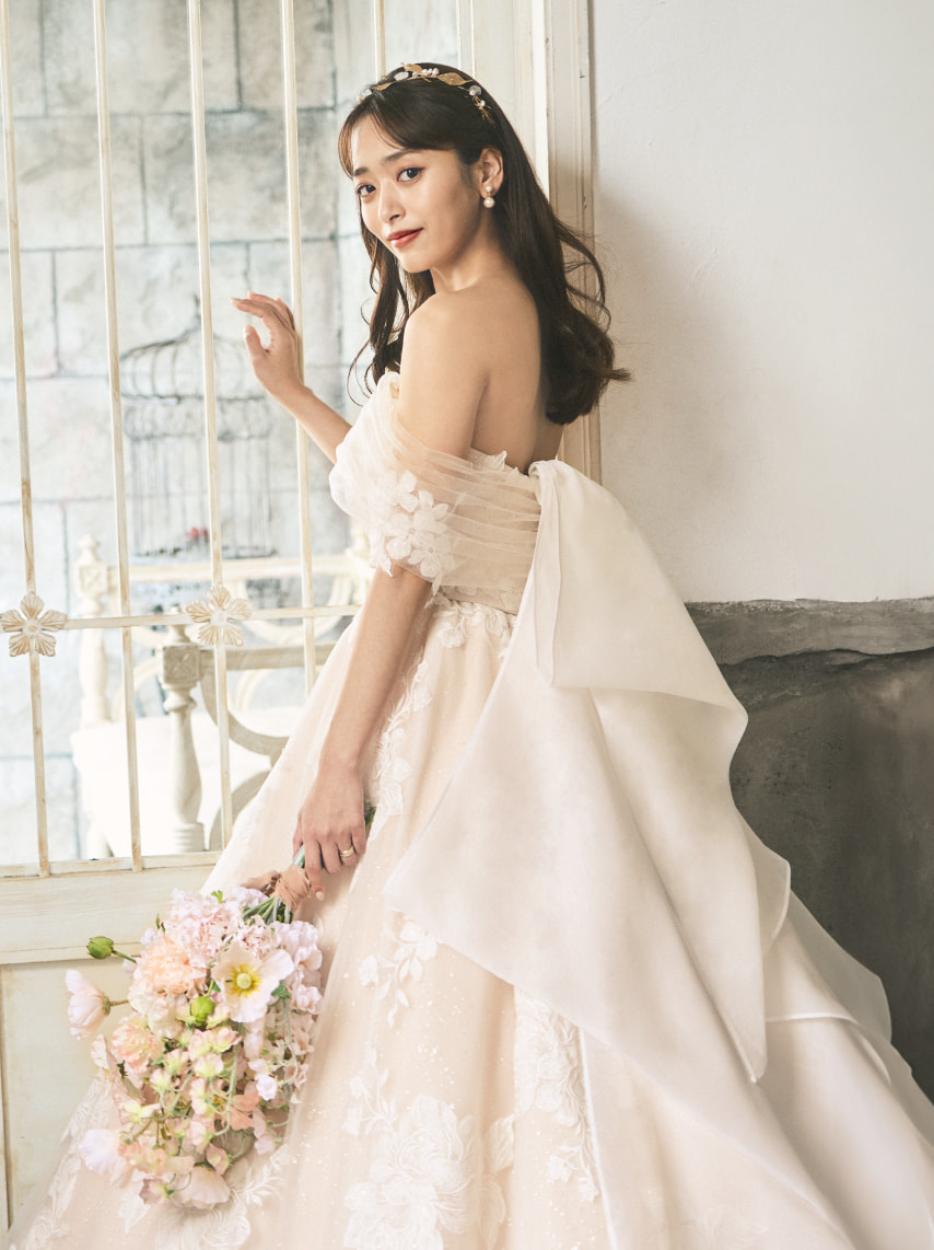 CHIHIRO Kondo | enine enne | ウェディングドレス・タキシード | 企画