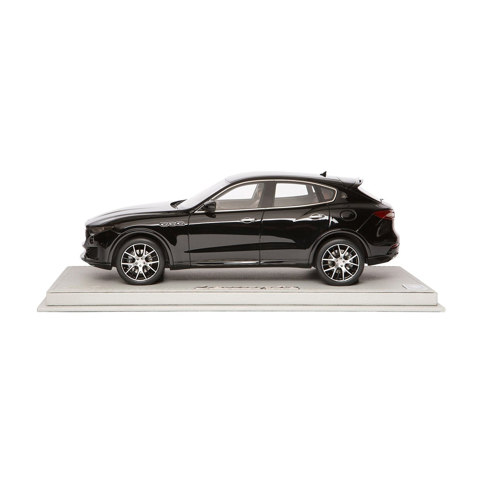 1:18 Levante Black – MaseratiStore