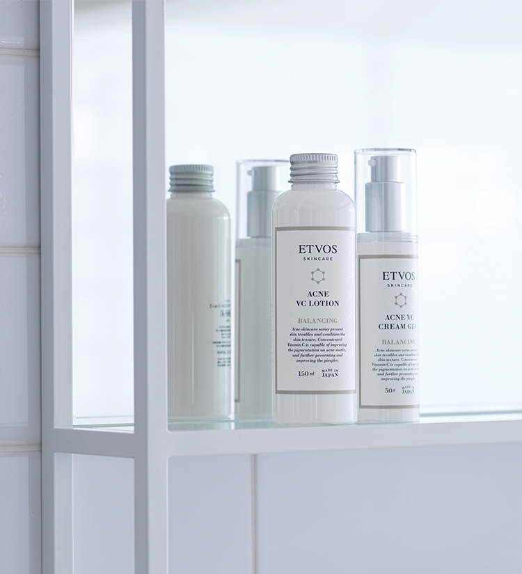 大人ニキビ対策｜エトヴォスの化粧水・美容液でゆらぎがちな肌をケア