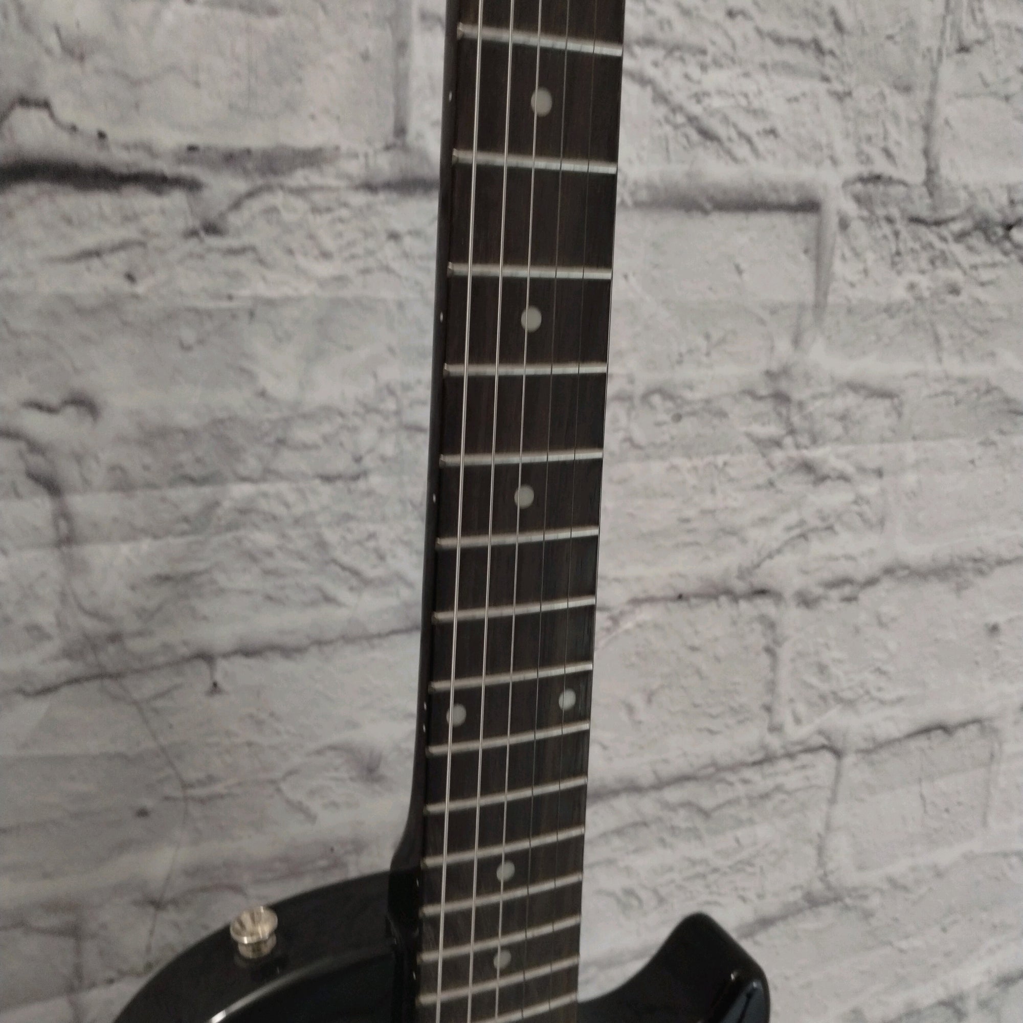 Epiphone Les Paul Junior Model Ebony - Evolution Music