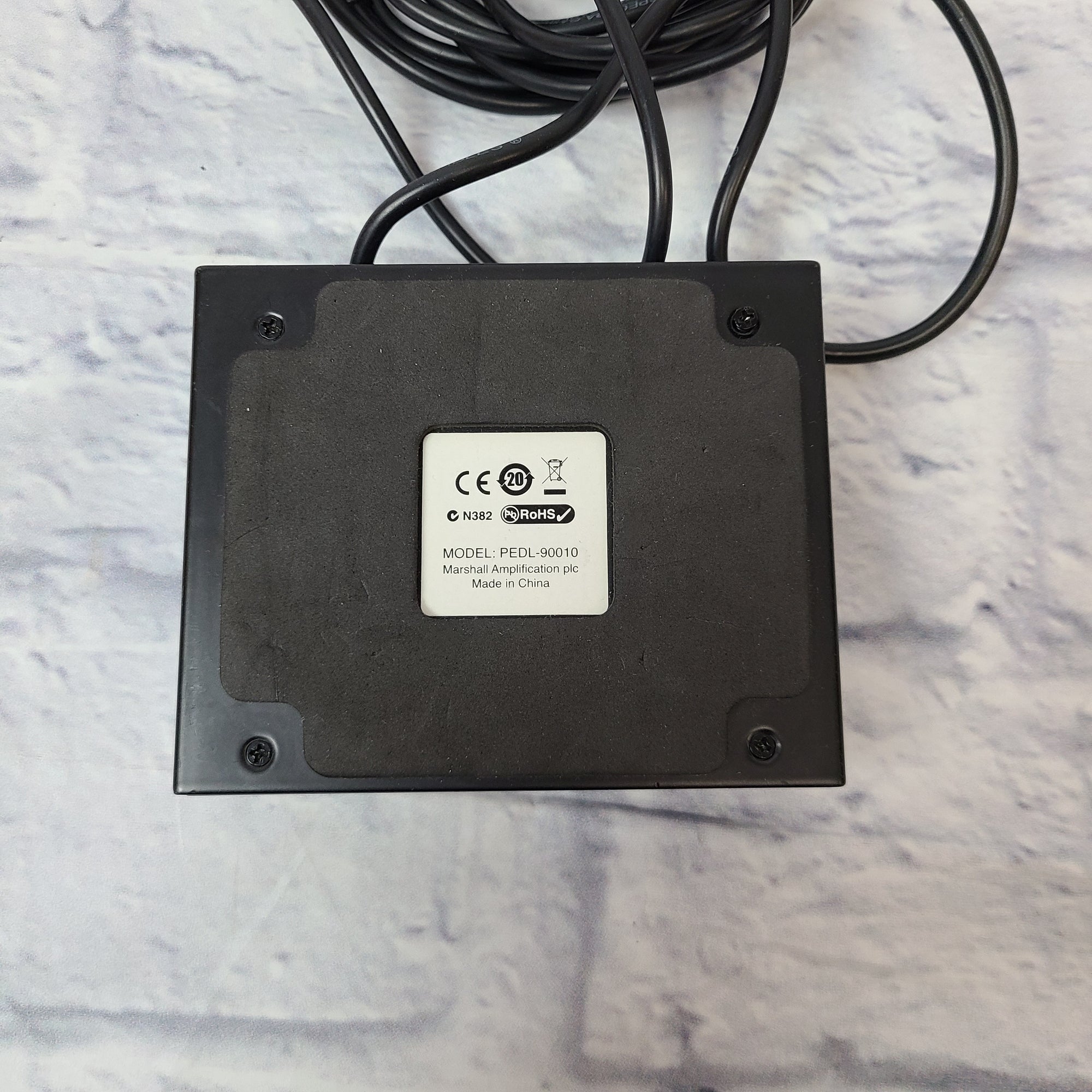 Marshall pedl-90010 2-Button Footswitch for Marshall Amplifiers