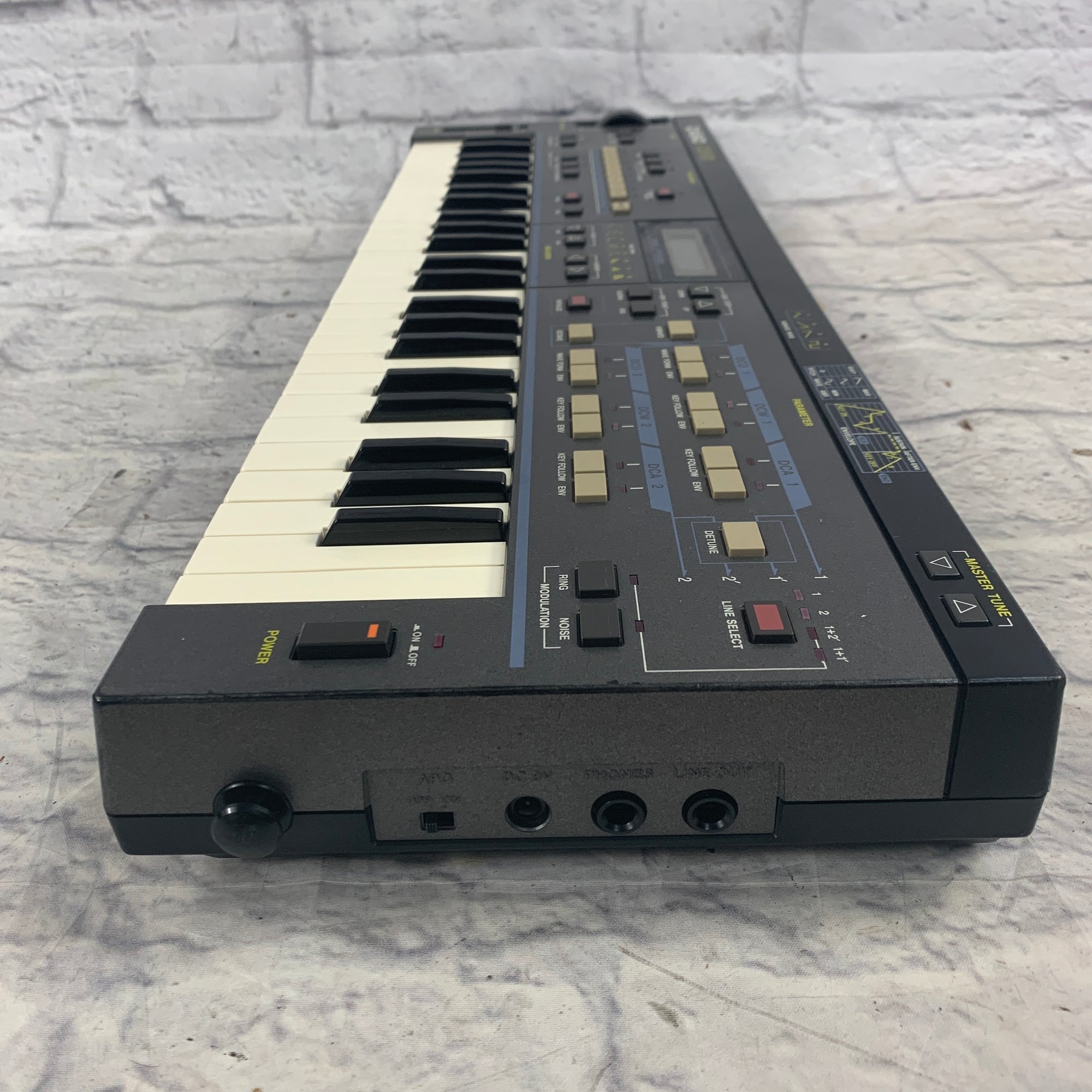 Casio CZ101 Synthesizer Synth - Evolution Music
