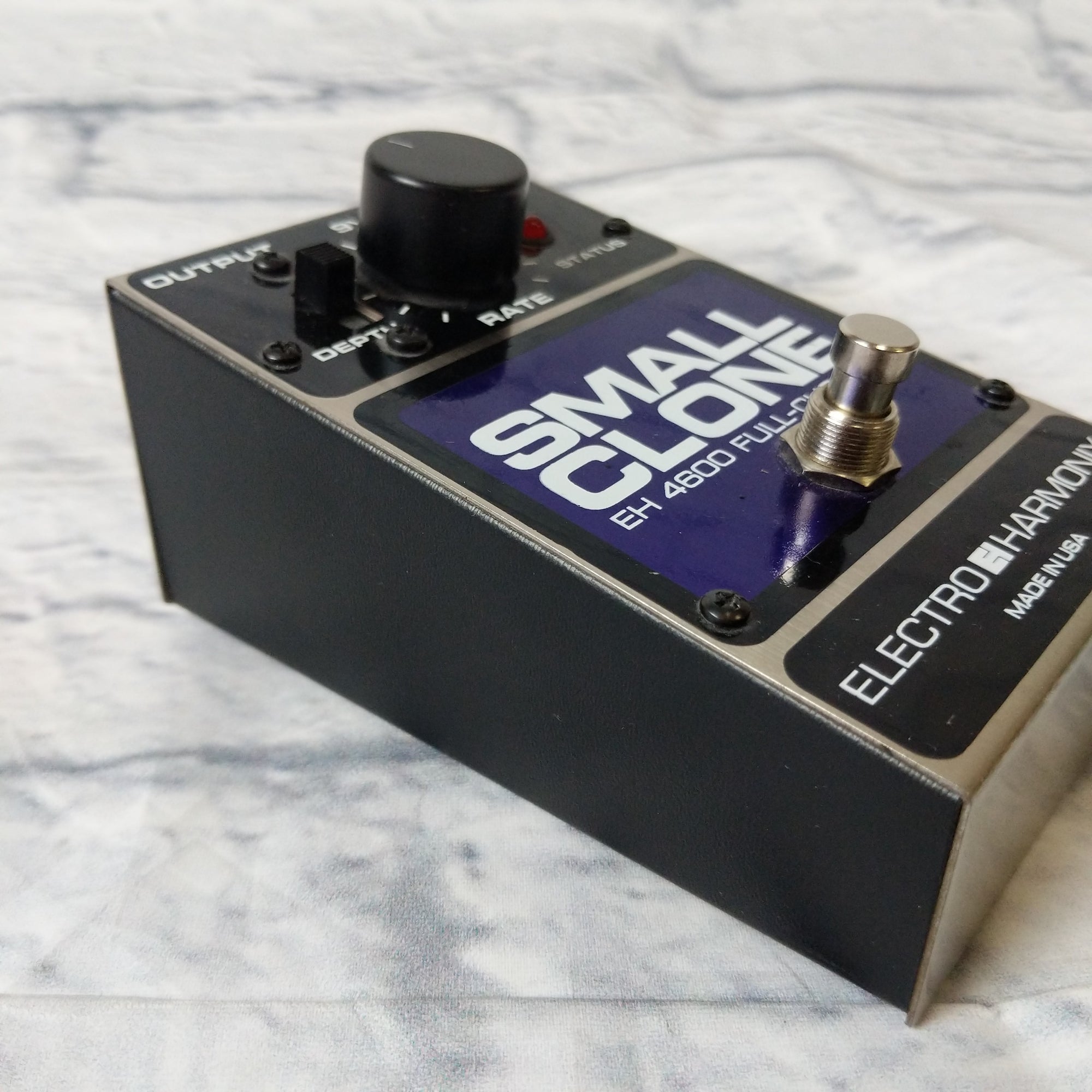 Electro Harmonix Small Clone EH 4600 Full Chorus Pedal - Evolution