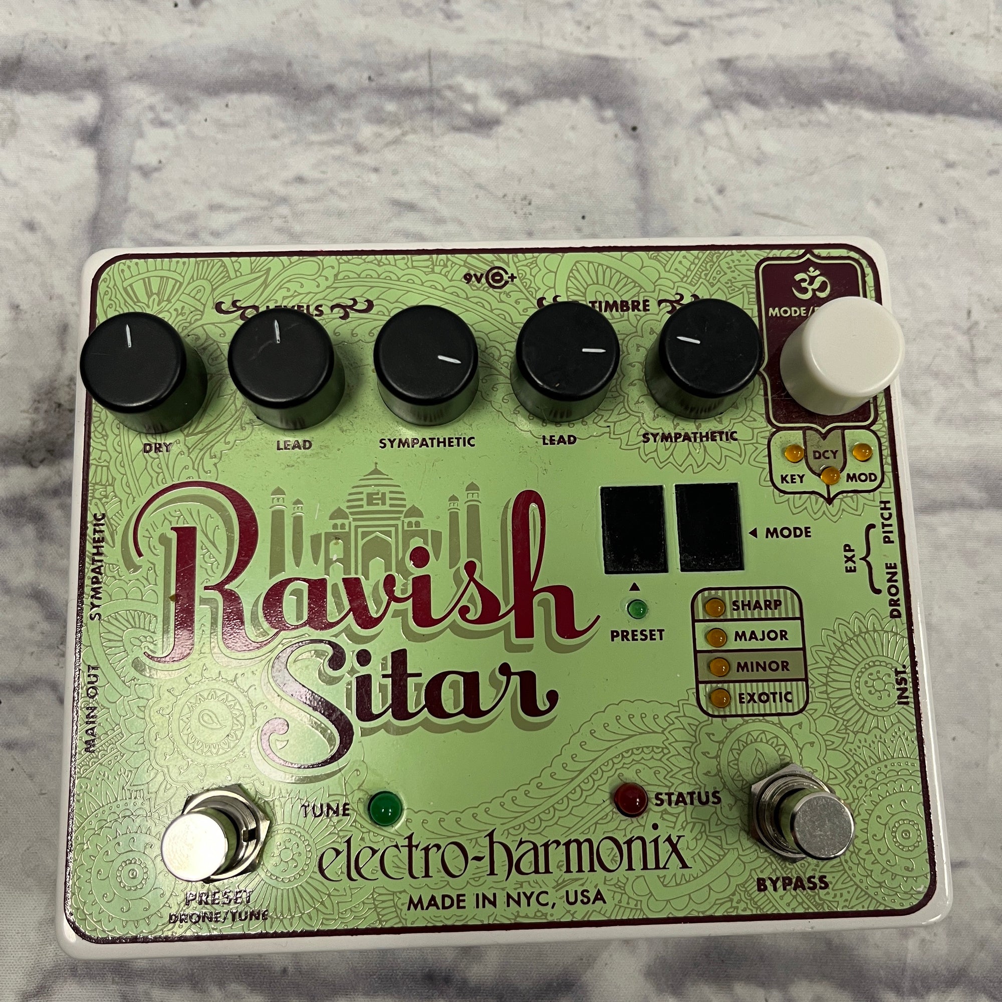 Electro-Harmonix Ravish Sitar Pedal - Evolution Music