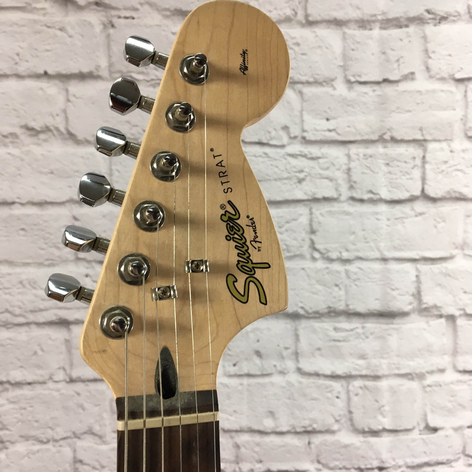 Squier Affinity Stratocaster Gold Logo - Evolution Music
