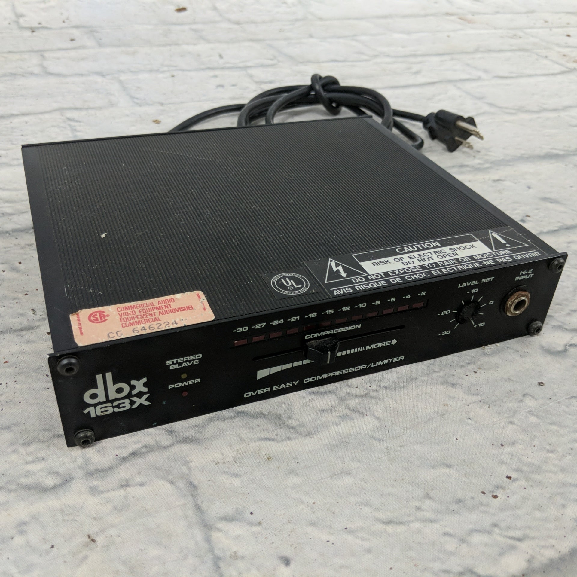 DBX 163X Over Easy Compressor / Limiter - Evolution Music