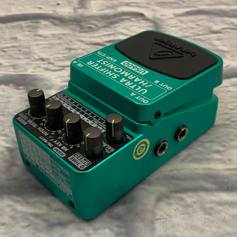 Behringer US600 Ultra Shifter/Harmonist - Evolution Music