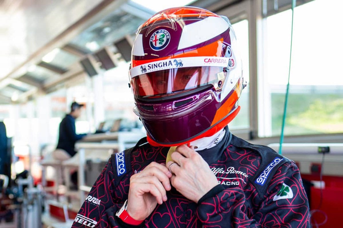 画像】 キミ・ライコネン、アルファロメオ仕様のF1ヘルメット 【 F1