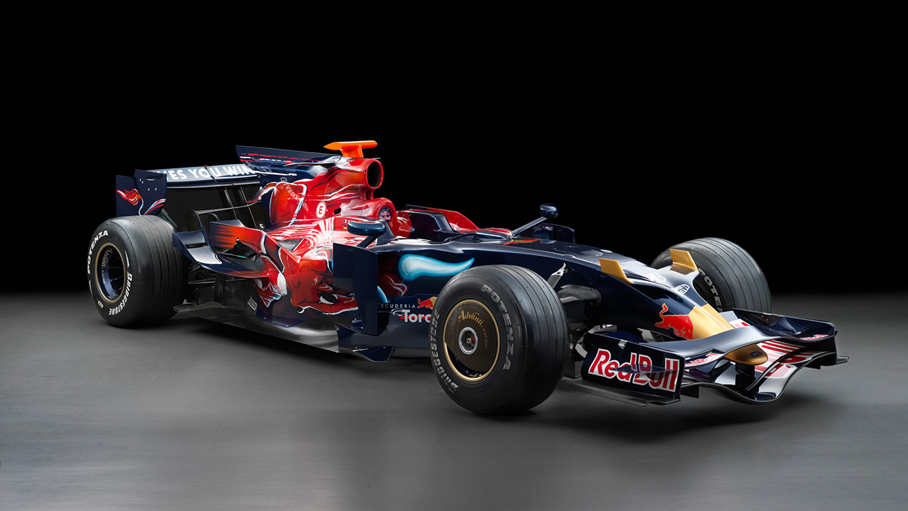 F1マシン列伝：トロ・ロッソ STR3 “先に勝利を収めたカスタマーカー