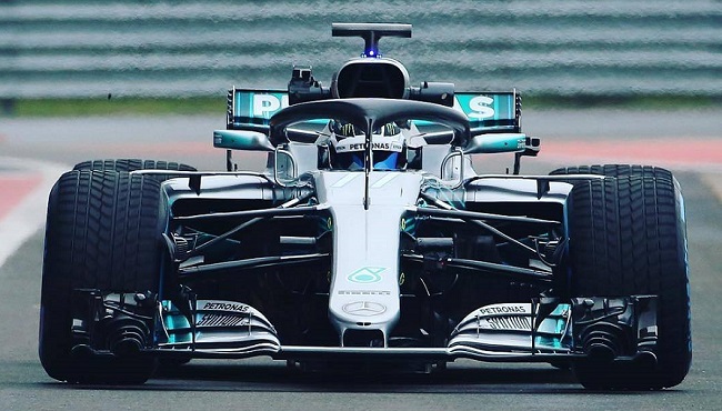 F1-2018 メルセデスが新車を発表！W09は2017年型とほぼ一緒で拍子抜け