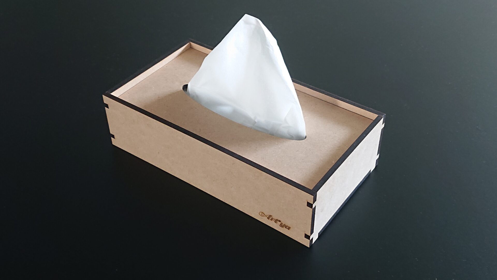 新商品ができました「木製 ティッシュケース デザイン彫刻入り